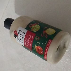 Find your happy place Home For The Holidays Nutmeg & Sweet Cream 10fl oz